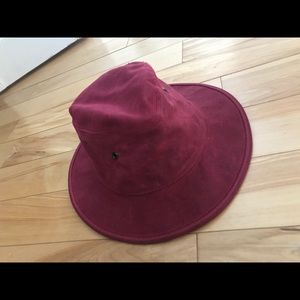 Classic Tilley three season hat